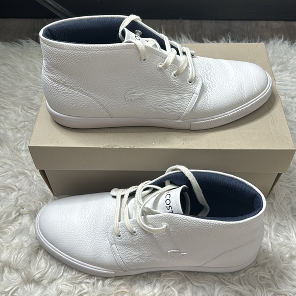 Used like new Lacoste white high top size 10 - Picture 2 of 4